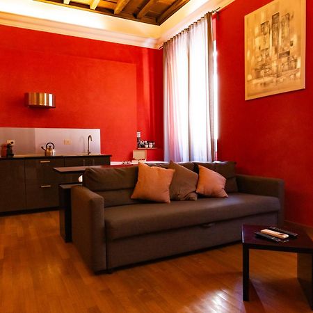 רומא Barberini Apt Close To Fontana Di Trevi מראה חיצוני תמונה