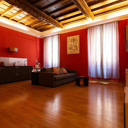 רומא Barberini Apt Close To Fontana Di Trevi מראה חיצוני תמונה